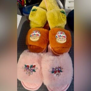 NEW Custom faux Fur Bling Womens Slippers